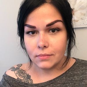 Meet your Posher, Posh